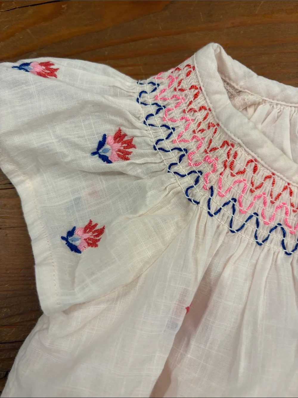 EUC GAP Light Pink Boho dress with Red & Blue Embroidery size 18-24 months